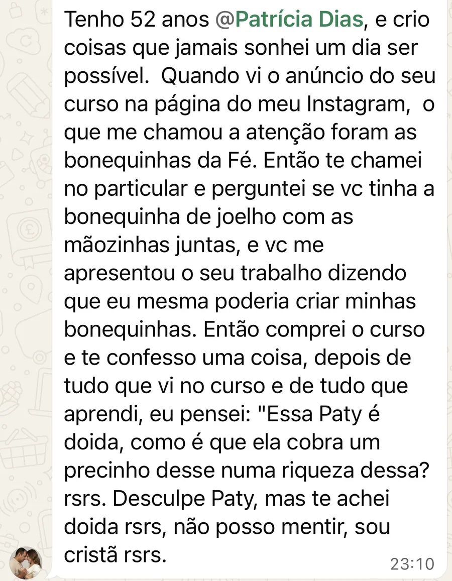 Depoimento de aluna de 52 anos criando bonequinhas pelo celular
